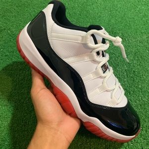Jordan 11 low bred concord